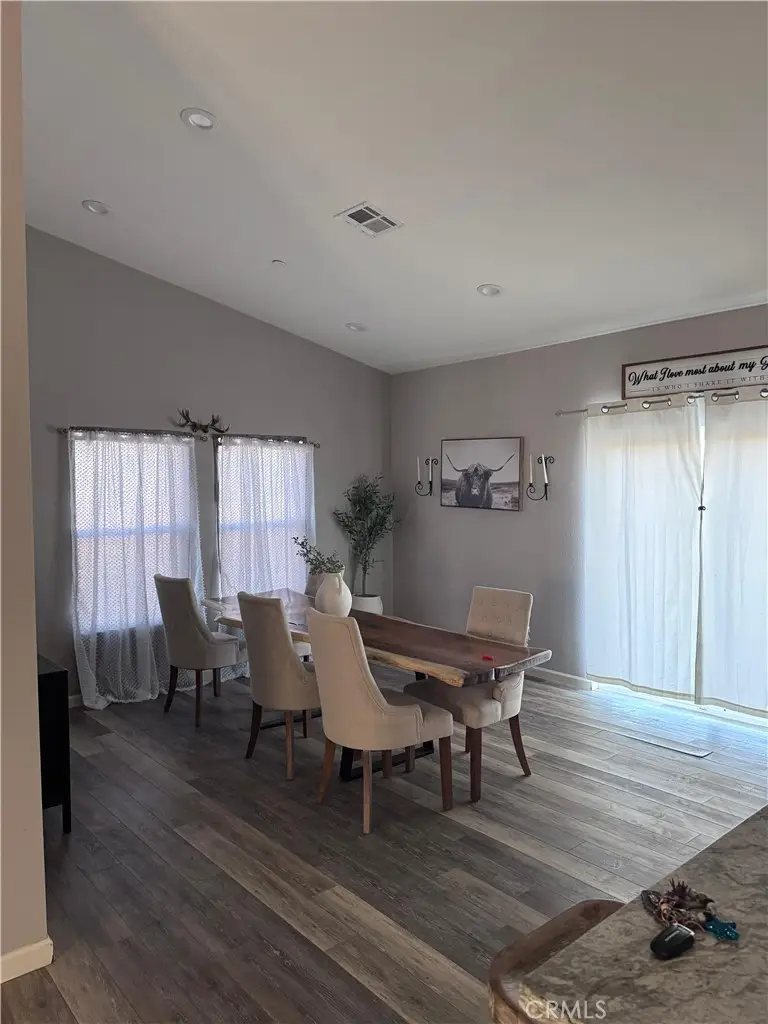 11843 Ivy, Hesperia, CA 92345 - #2