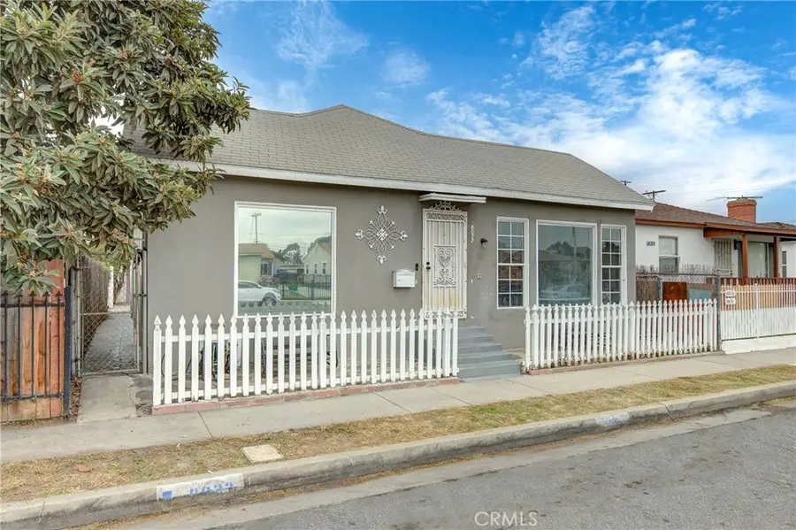 8023 Hooper Ave, Los Angeles, CA 90001 - Image #2