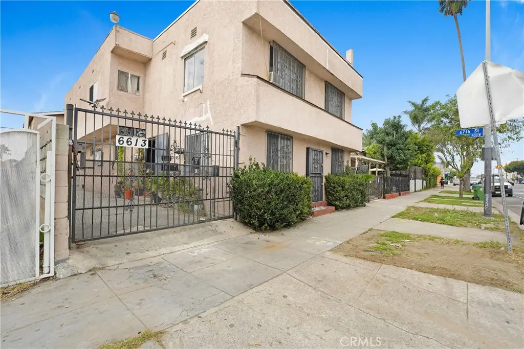 6613 S Figueroa, Los Angeles, CA 90003 - Image #1