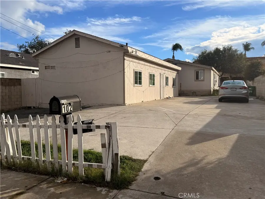 1240 E Street, Corona, CA 92882 - Image #2