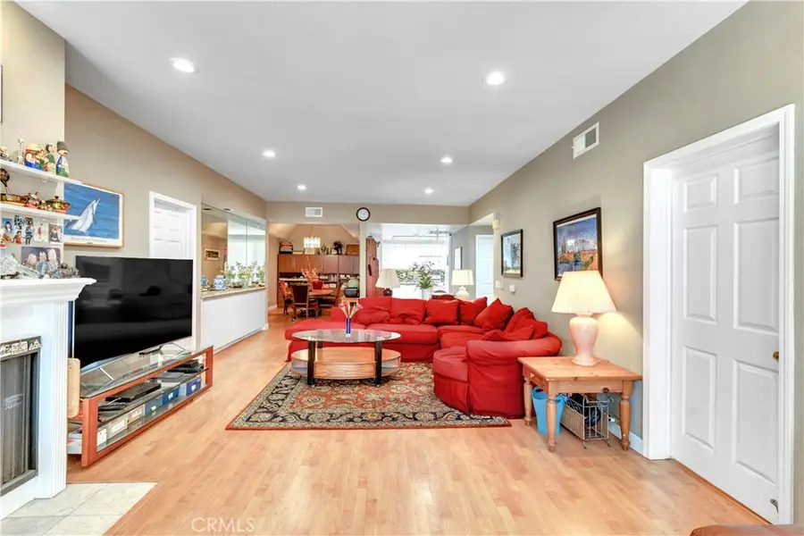 10511 Ashton #101, Los Angeles, CA 90024 - #2