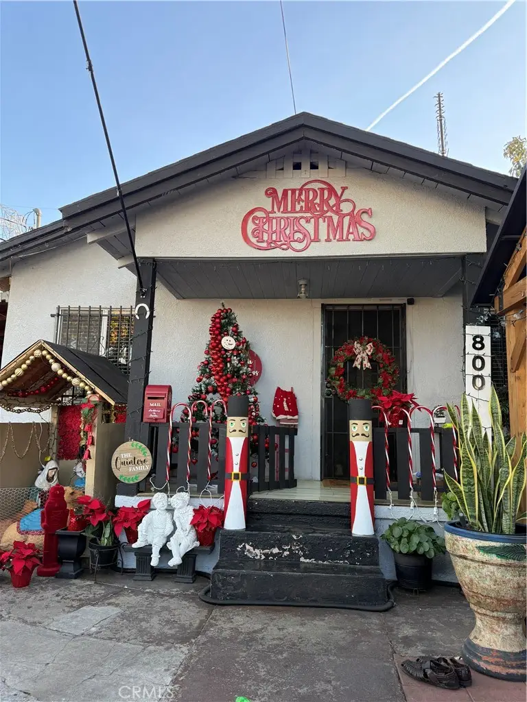 800 W 97th, Los Angeles, CA 90044 - Image #1