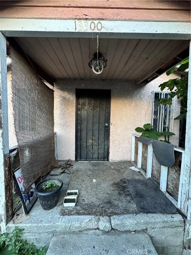 13300 S Largo Avenue, Compton, CA 90222 - Image #3