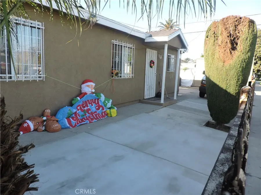 157 E 104th Street, Los Angeles, CA 90003 - #2