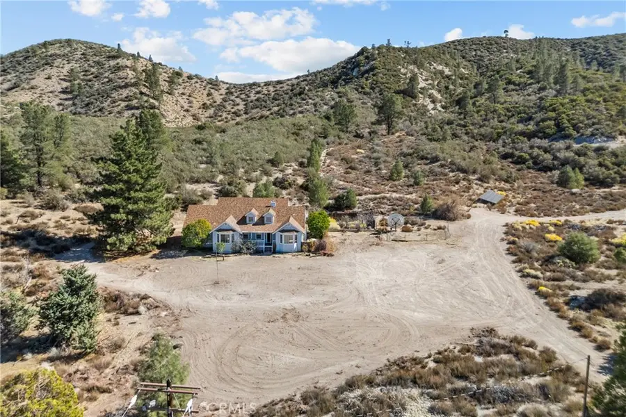 47536 3 Points Road, Lake Hughes, CA 93532 - Image #2