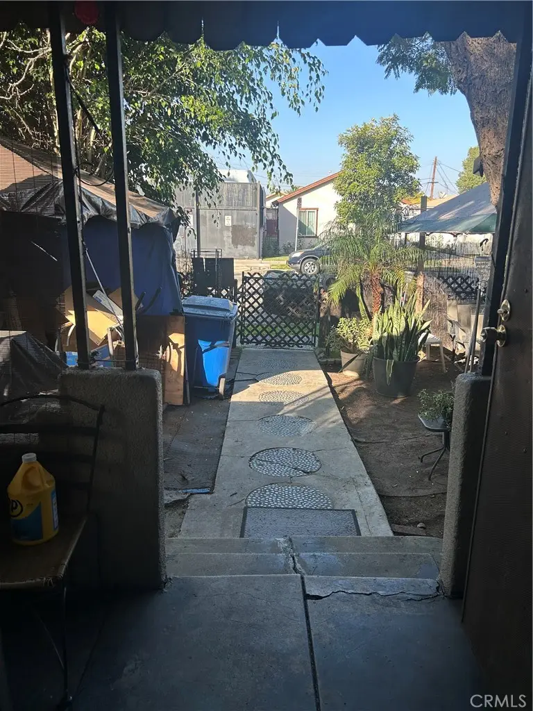 3312 Hyde Park Boulevard, Los Angeles, CA 90043 - Image #2