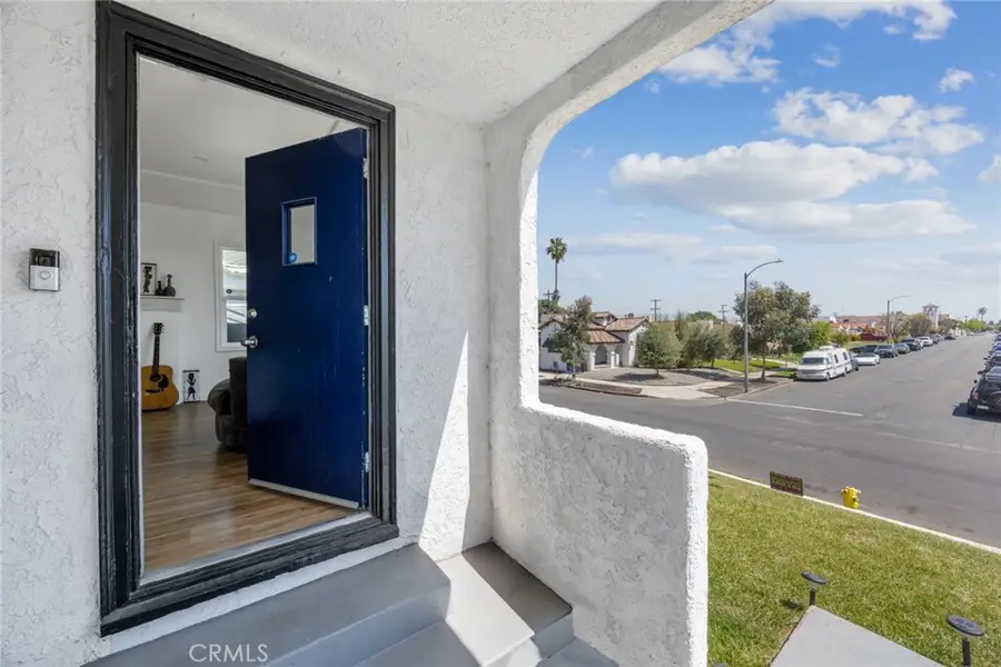 7037 Cimarron Street, Los Angeles, CA 90047 - #2