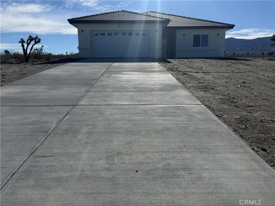 2115 Seville Pl., Pinon Hills, CA 92372 - #2