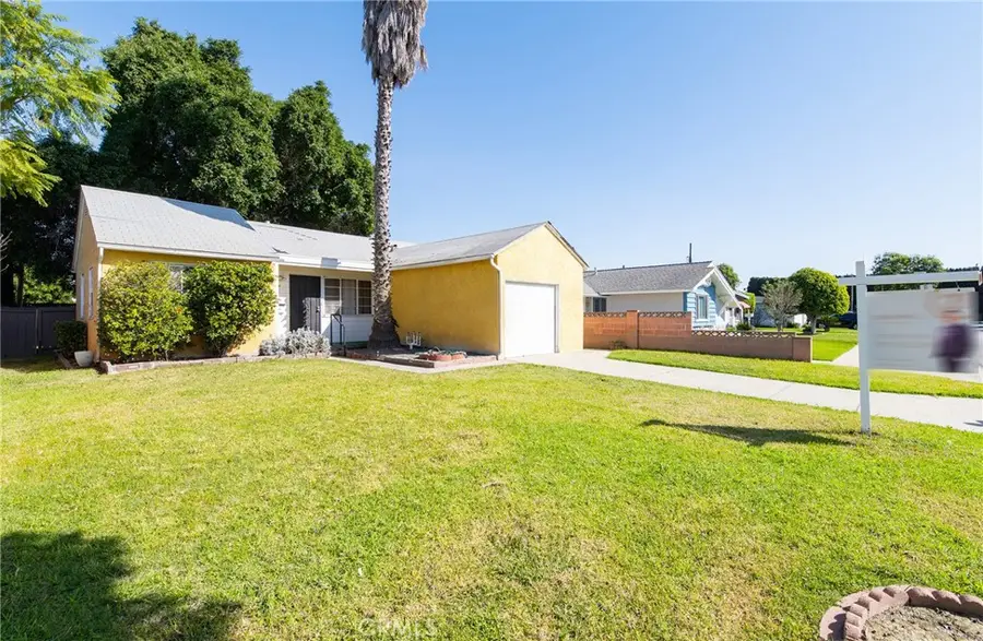 8725 Mccallum, Downey, CA 90242 - Image #2