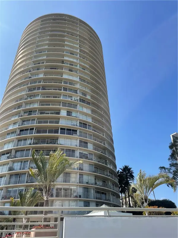 700 E Ocean, Long Beach, CA 90802