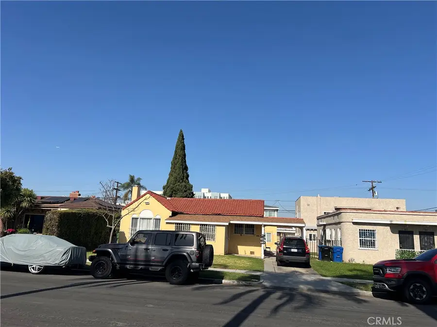 1605 W 87th, Los Angeles, CA 90047 - #2