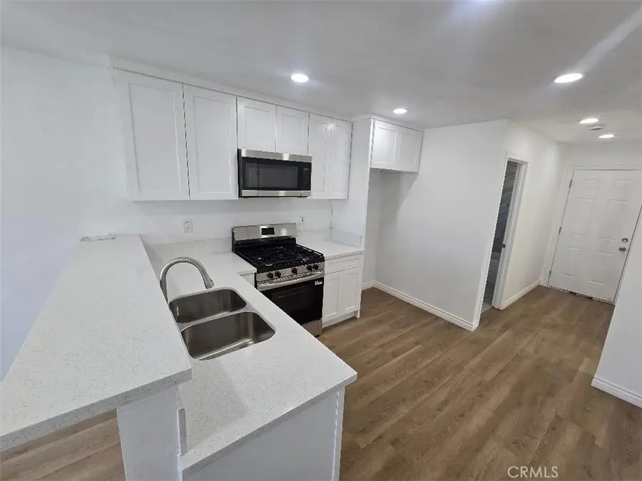 10722 Anzac, Los Angeles, CA 90059 - Image #3