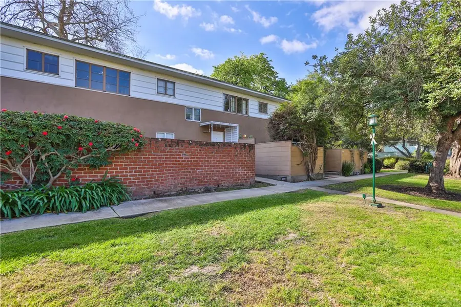 5389 Village, Los Angeles, CA 90016 - #2