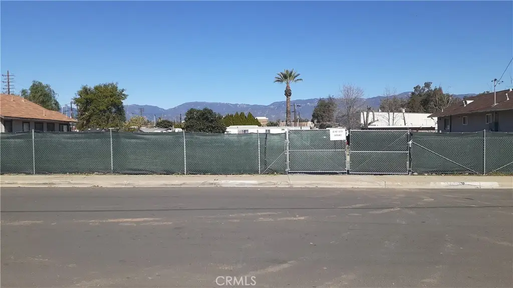 416 Oak Street, San Bernardino, CA 92401 - #1