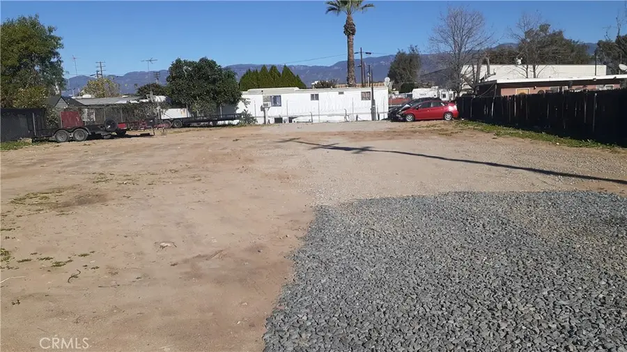 416 Oak Street, San Bernardino, CA 92401 - #3