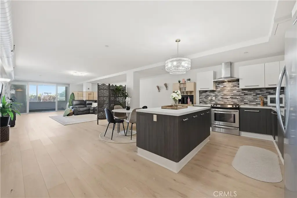 433 Pine #201, Long Beach, CA 90802 - Image #1