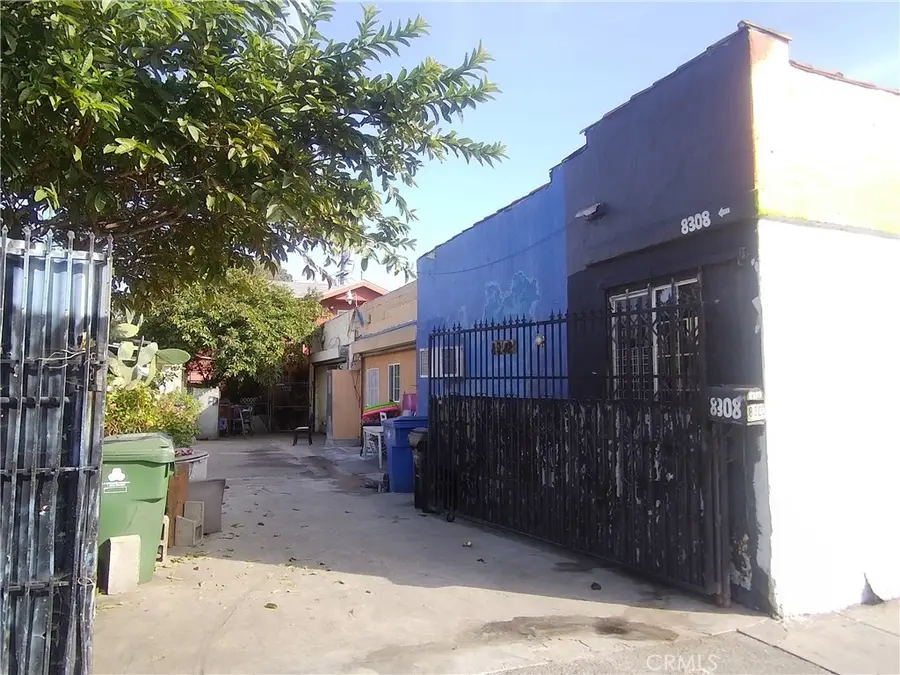 8310 S Broadway, Los Angeles, CA 90003 - #2
