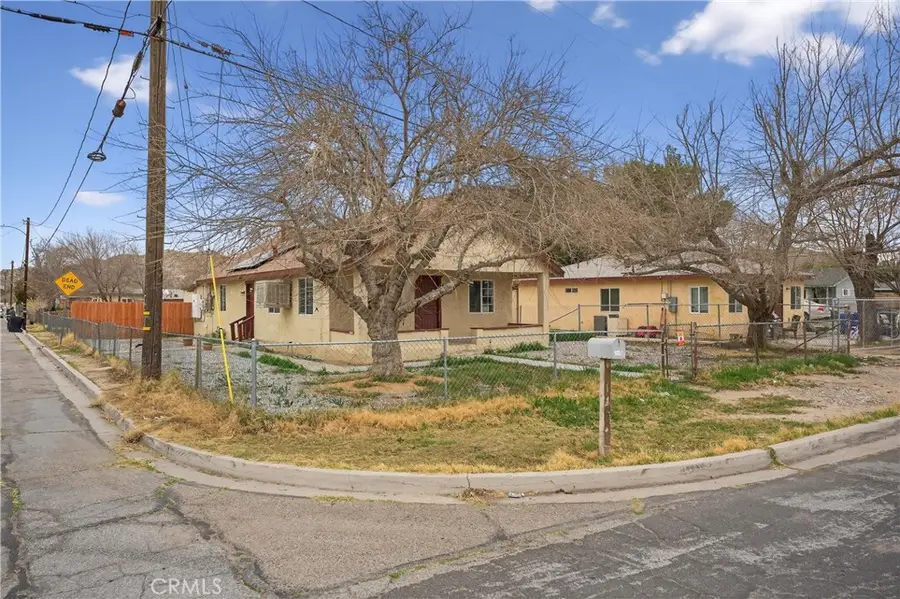 16516 E Street, Victorville, CA 92395 - #3