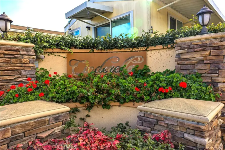 8600 Contreras Street #35, Paramount, CA 90723 - #2