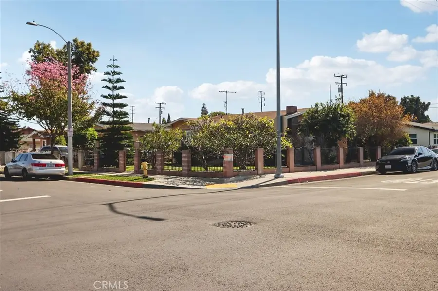 3700 E 55th, Maywood, CA 90270 - #3