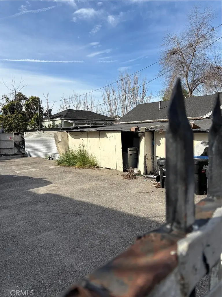 1192 E Vernon, Los Angeles, CA 90011 - #1