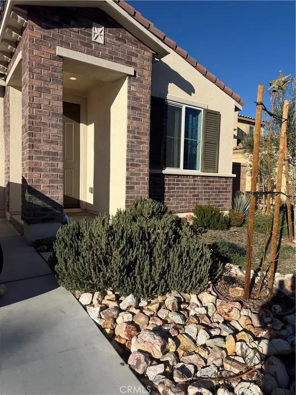 13042 Lancaster, Hesperia, CA 92344