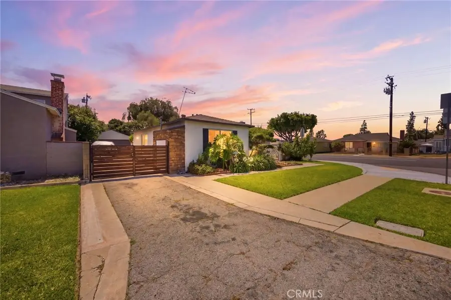 11402 Bradhurst St, Whittier, CA 90606 - #2