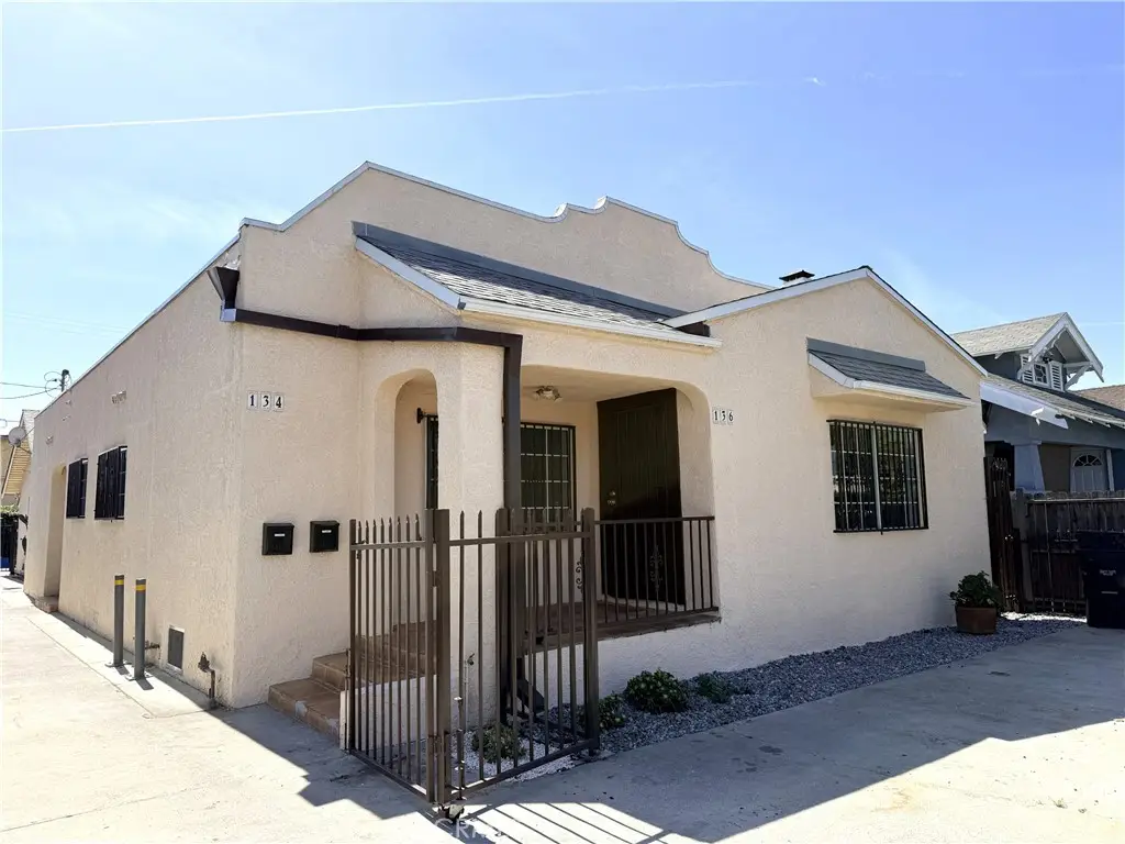 134 W 49th, Los Angeles, CA 90037 - #1