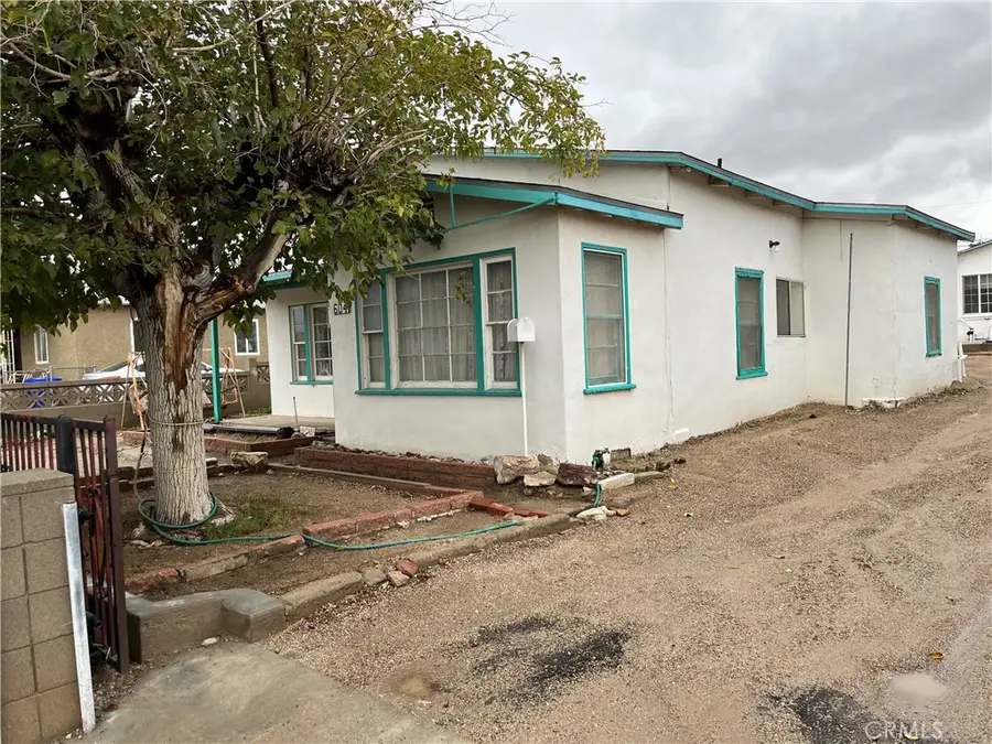 604 E Buena Vista, Barstow, CA 92311 - #3