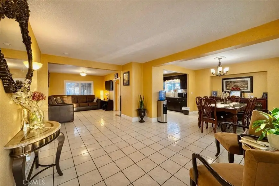 6926 Compton Avenue, Los Angeles, CA 90001 - #3