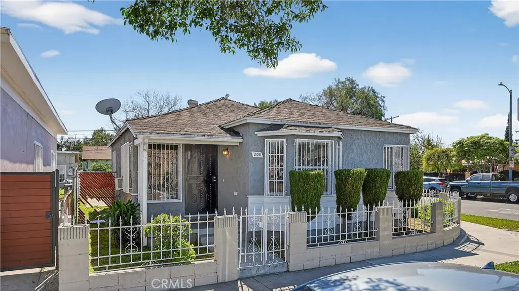 200 E Century, Los Angeles, CA 90003 - #1