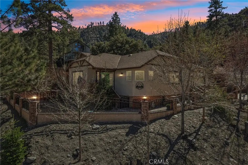 5319 Desert View, Wrightwood, CA 92397 - #1