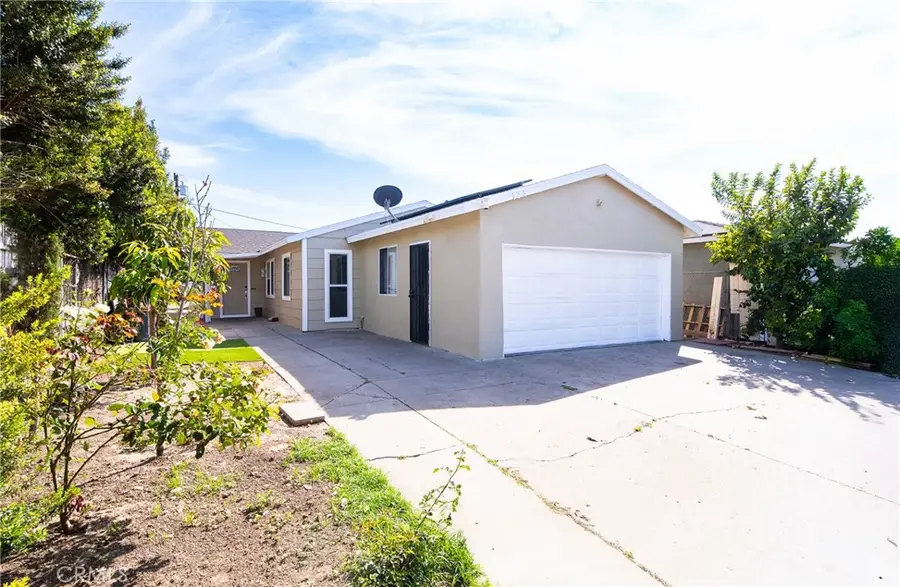 124 W Caldwell, Compton, CA 90220 - #2