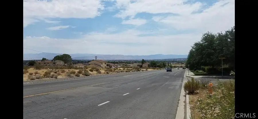 16299 Apple Valley, Apple Valley, CA 92307 - #2