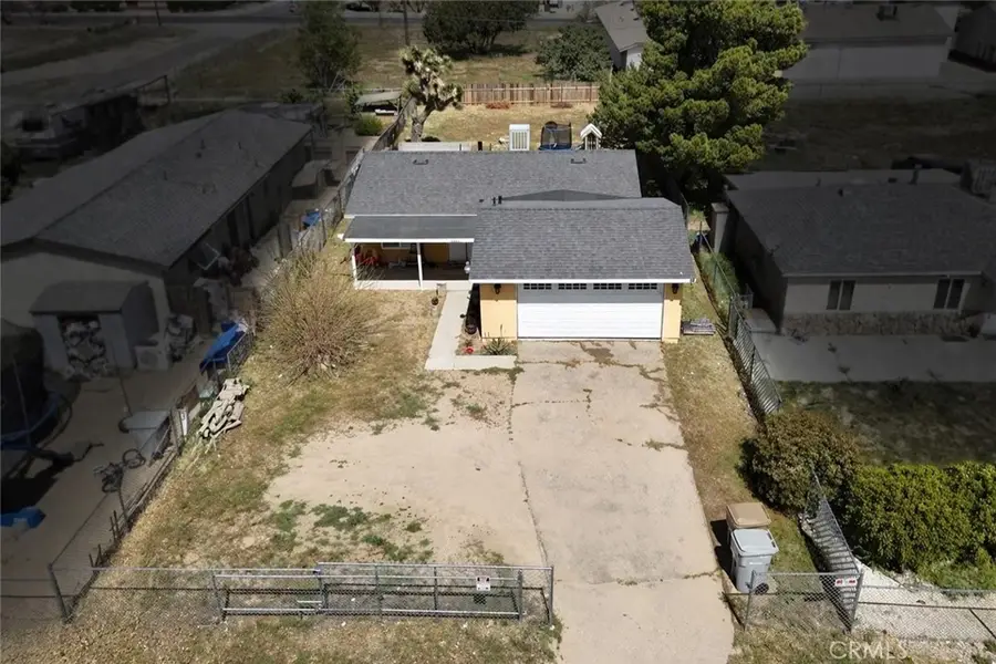 16464 Orange, Hesperia, CA 92345 - #3
