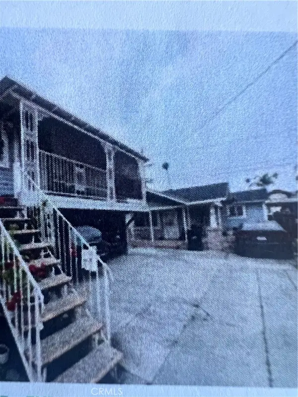 629 Gage Avenue, Los Angeles, CA 90044