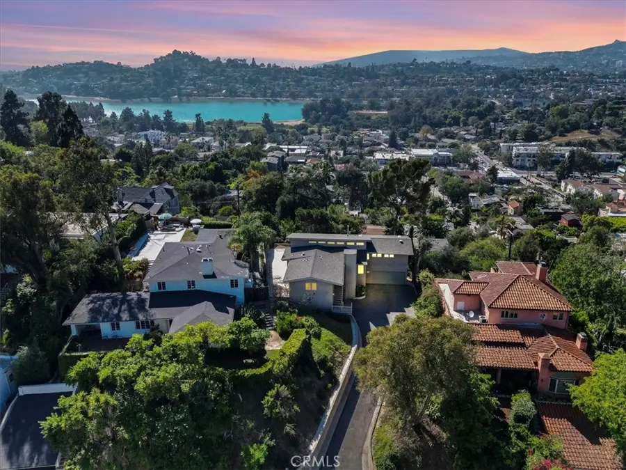 2377 Silver Ridge Avenue, Los Angeles, CA 90039 - #2