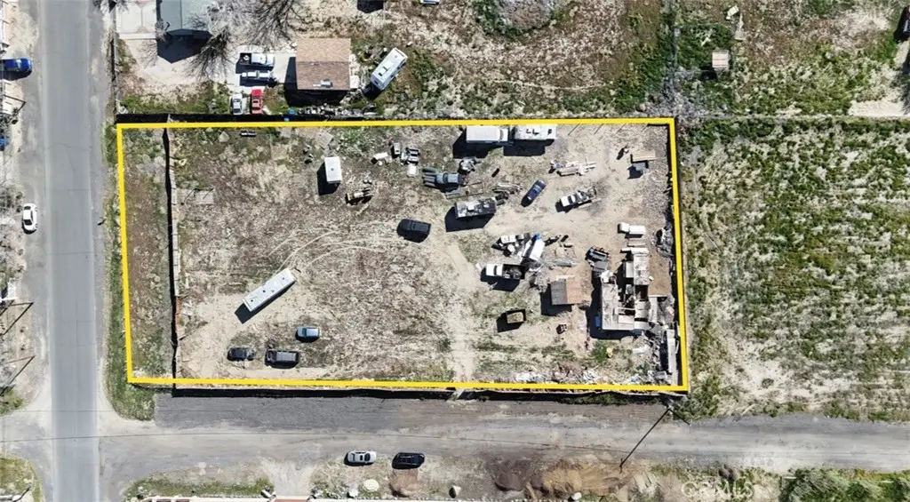 4 Ave Q4, Sun Village, CA 93543 - #1