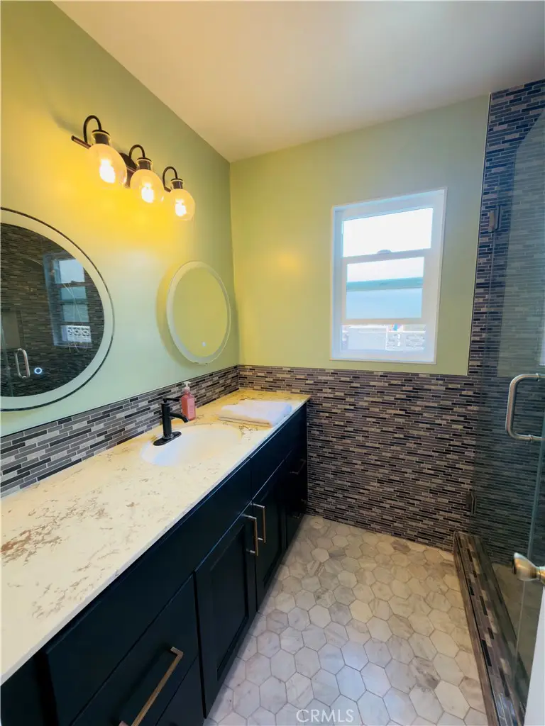 1604 N Greycastle Avenue, Montebello, CA 90640 - #2