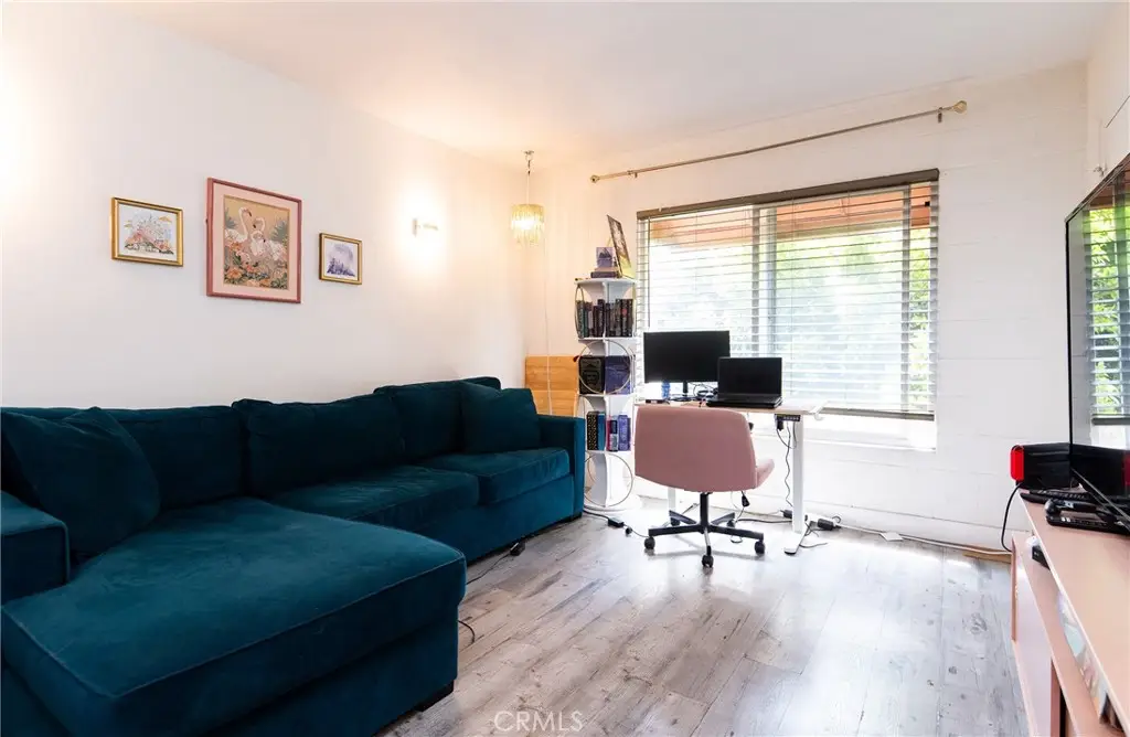 225 W 6th #405, Long Beach, CA 90802 - #1