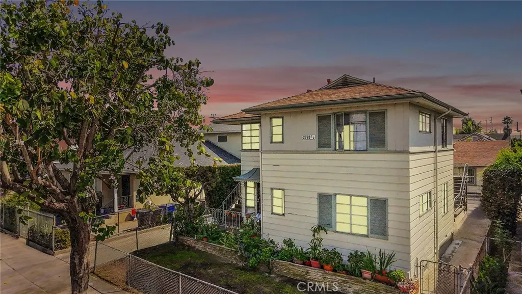 2718 W 15th, Los Angeles, CA 90006 - #1