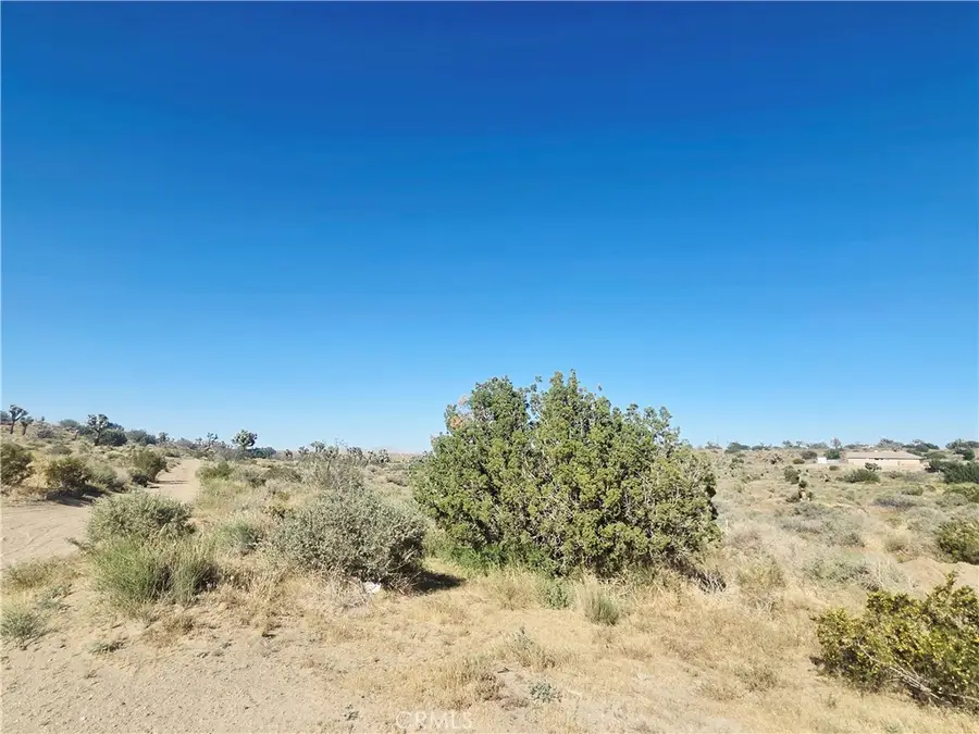 0 Verde St, Oak Hills, CA 92335 - #3