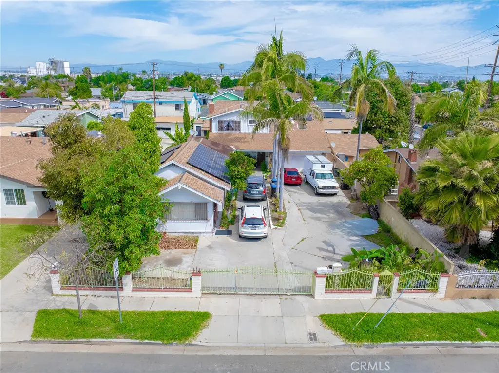 3651 E 56th, Maywood, CA 90270 - #1