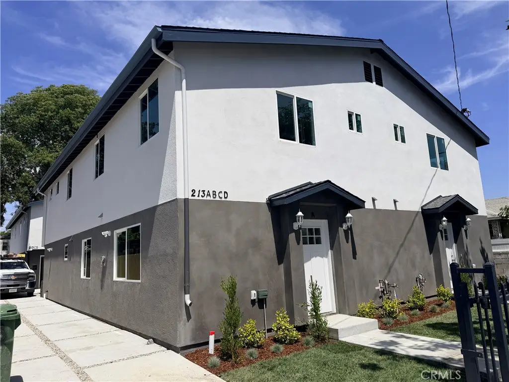 213 E Raymond, Compton, CA 90220 - #1