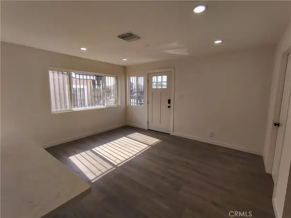 231 E Century, Los Angeles, CA 90003