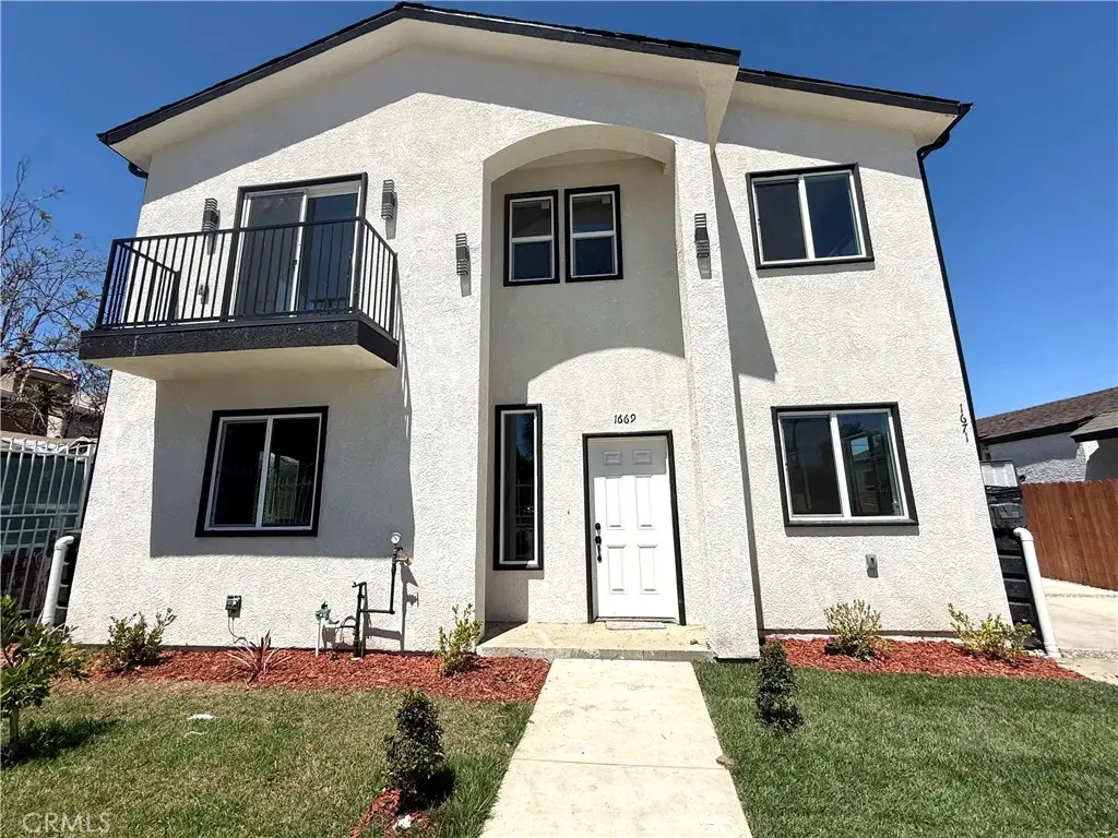 1671 E Imperial, Los Angeles, CA 90059 - #1