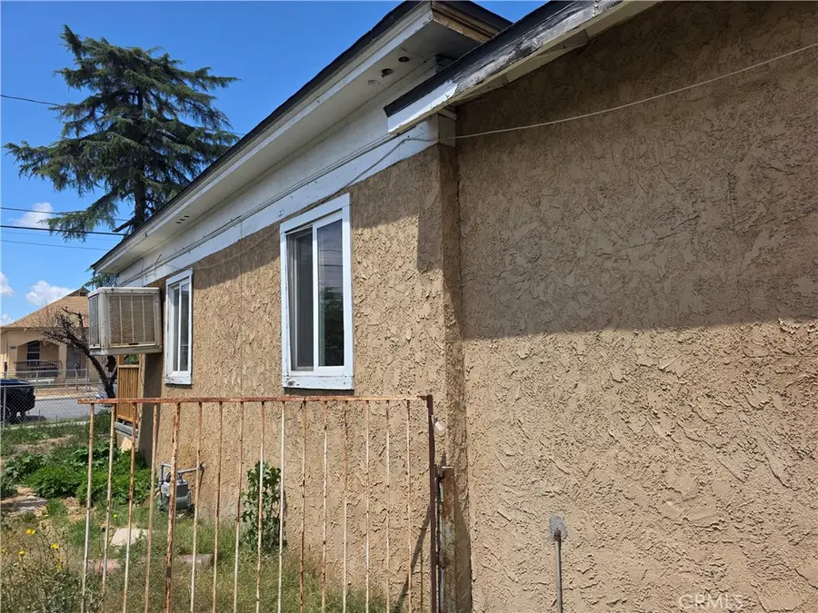 739 Perris, San Bernardino, CA 92411 - #3