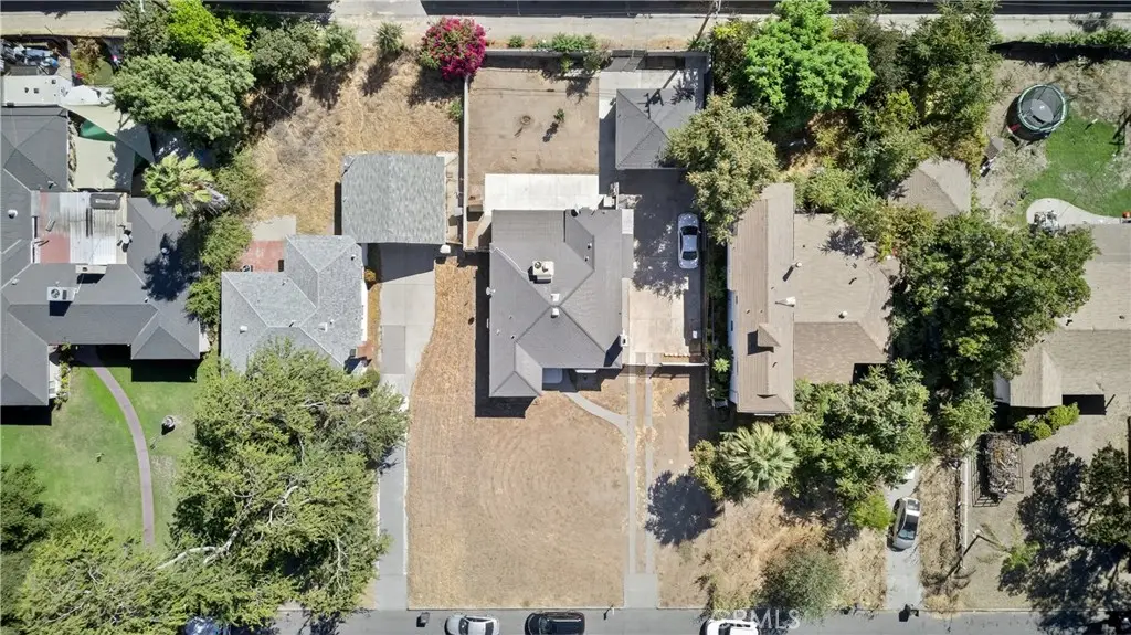 2777 Serrano, San Bernardino, CA 92405 - #1
