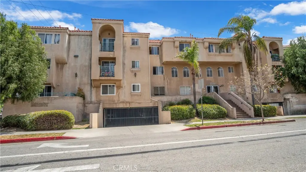 6100 Rugby Ave #313, Huntington Park, CA 90255 - #1