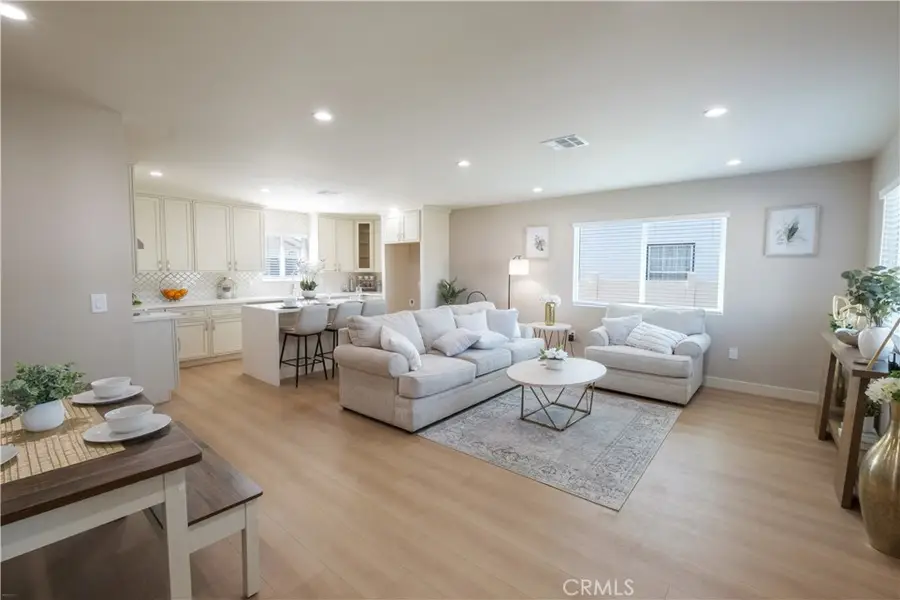 223 S Aprilia Ave, Compton, CA 90220 - #2